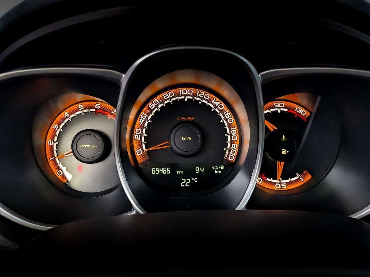 Lada (ВАЗ) Vesta с пробегом — 2019 год. Фото: #10