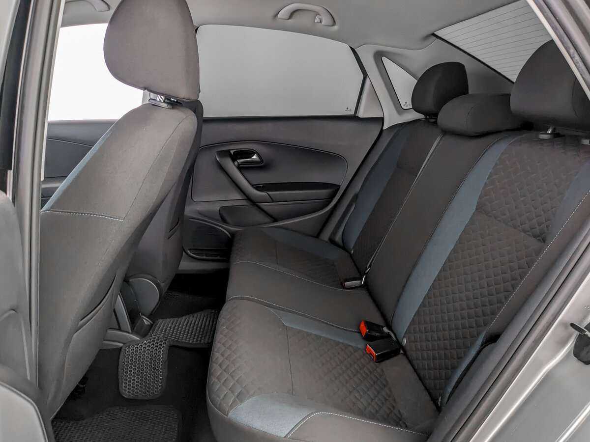 Volkswagen Polo с пробегом — 2019 год. Фото: #11