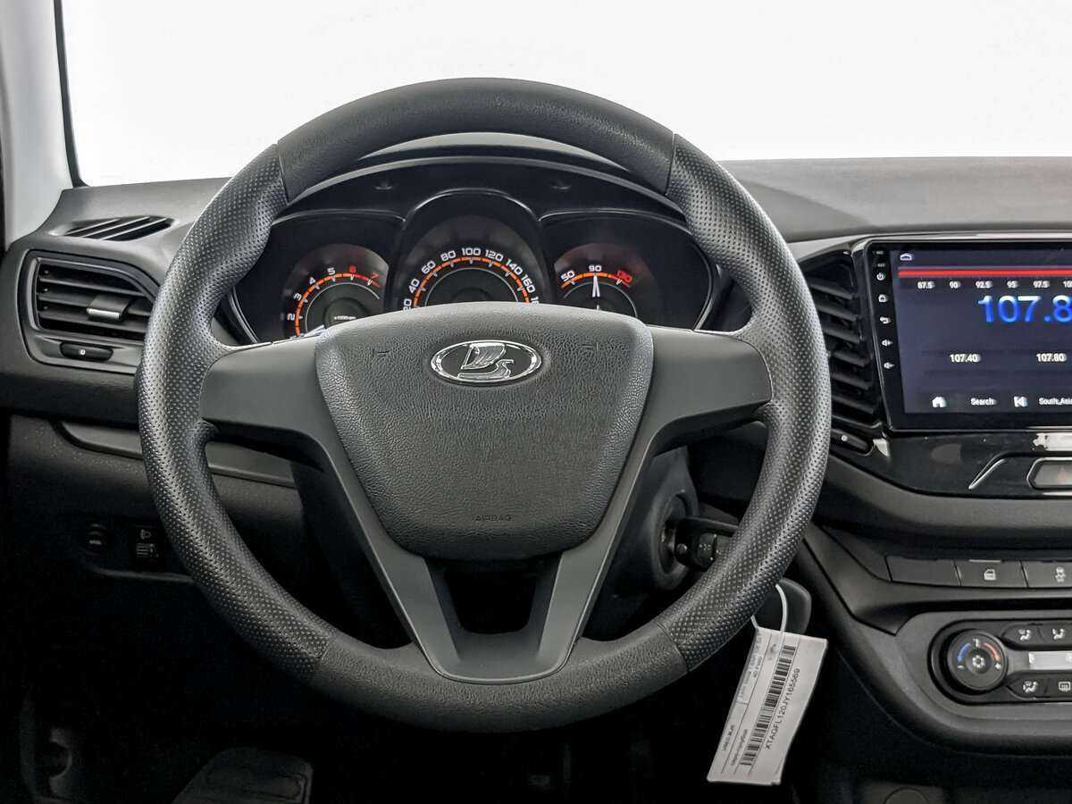 Lada (ВАЗ) Vesta с пробегом — 2018 год. Фото: #16