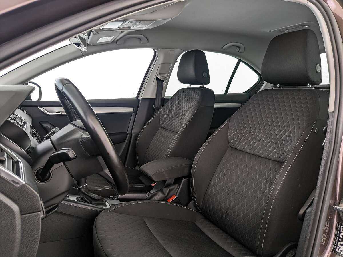 Skoda Octavia с пробегом — 2016 год. Фото: #19