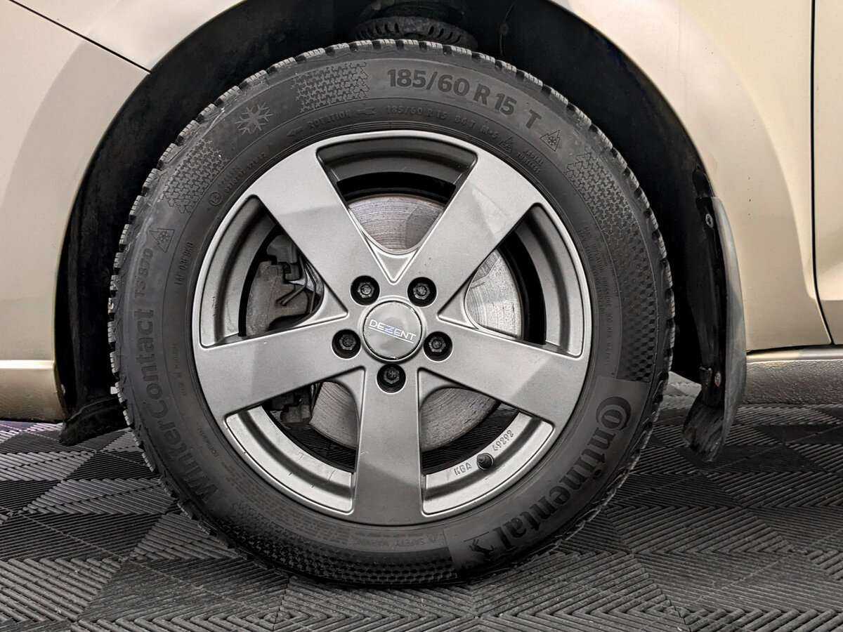 Volkswagen Polo с пробегом — 2020 год. Фото: #16