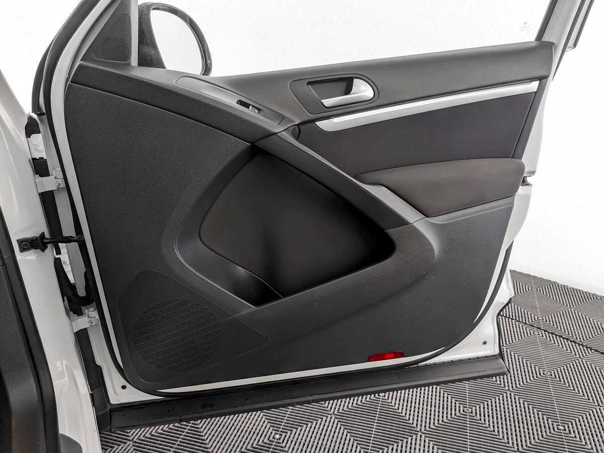 Volkswagen Tiguan с пробегом — 2013 год. Фото: #19