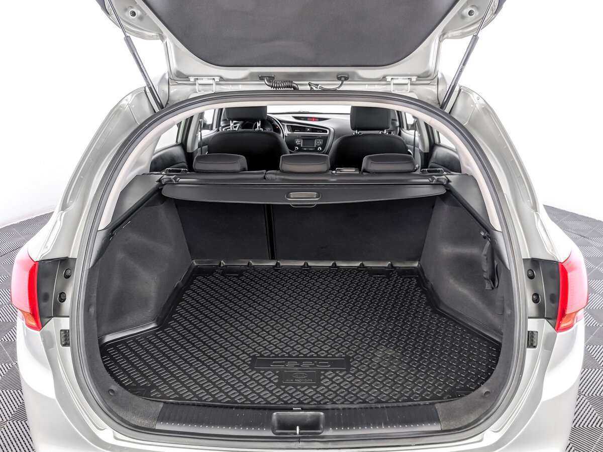 Kia Ceed с пробегом — 2017 год. Фото: #9