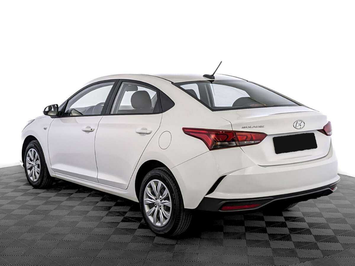 Hyundai Solaris с пробегом — 2022 год. Фото: #4