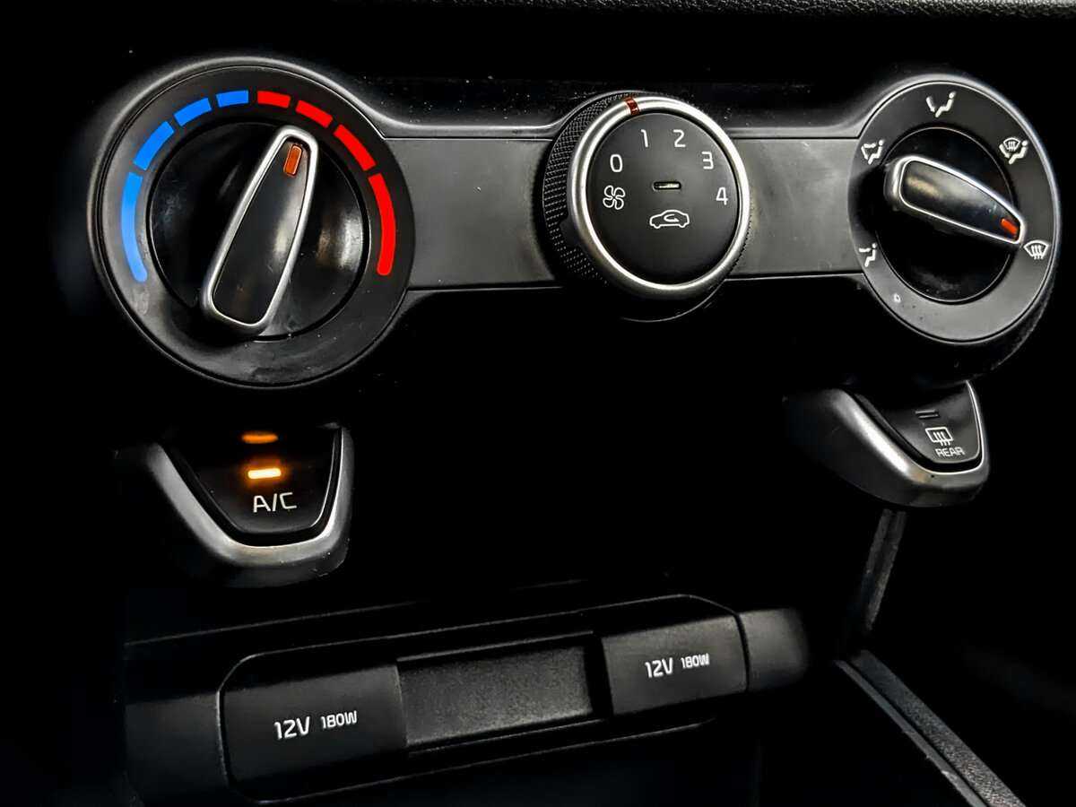 Kia Rio с пробегом — 2021 год. Фото: #24