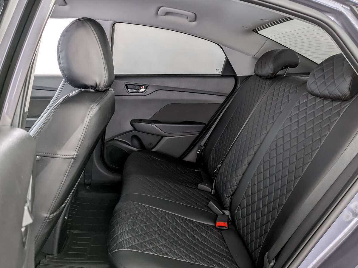 Hyundai Solaris с пробегом — 2021 год. Фото: #9