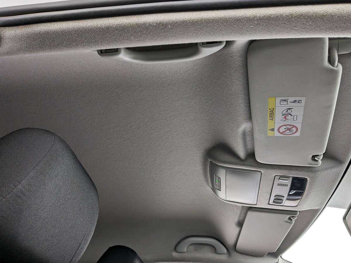 Skoda Rapid с пробегом — 2017 год. Фото: #17