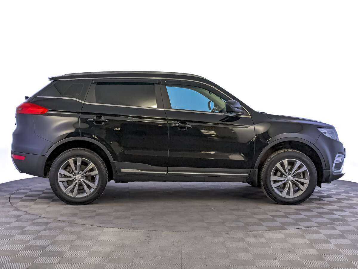 Geely Atlas с пробегом — 2020 год. Фото: #3