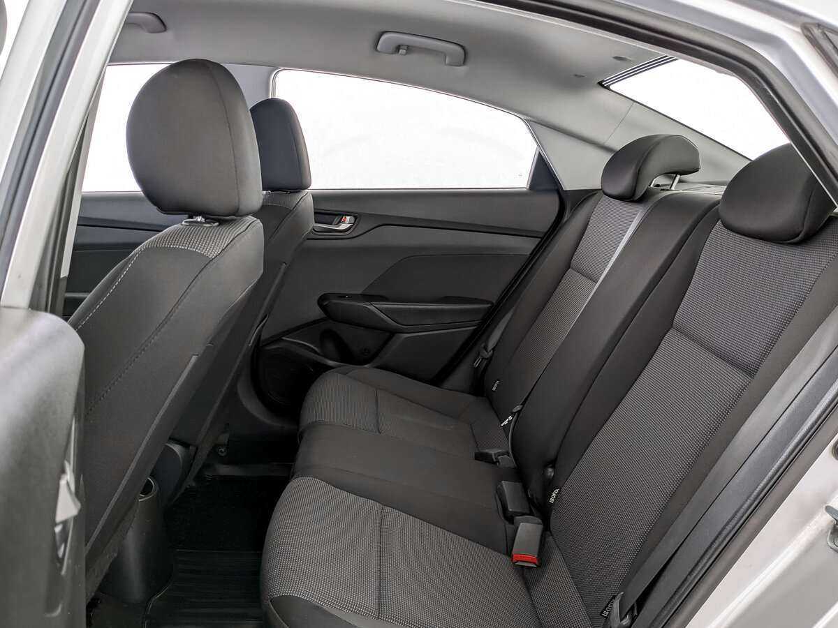 Hyundai Solaris с пробегом — 2018 год. Фото: #11