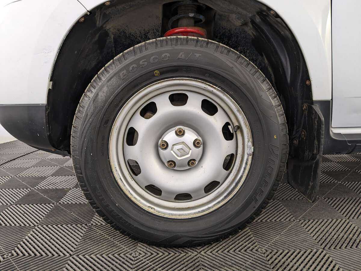 Renault Duster с пробегом — 2016 год. Фото: #10