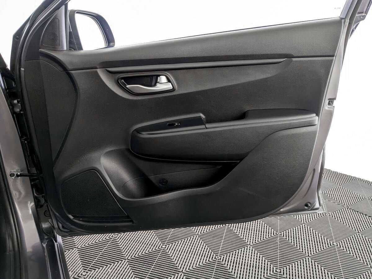 Kia Rio с пробегом — 2022 год. Фото: #23