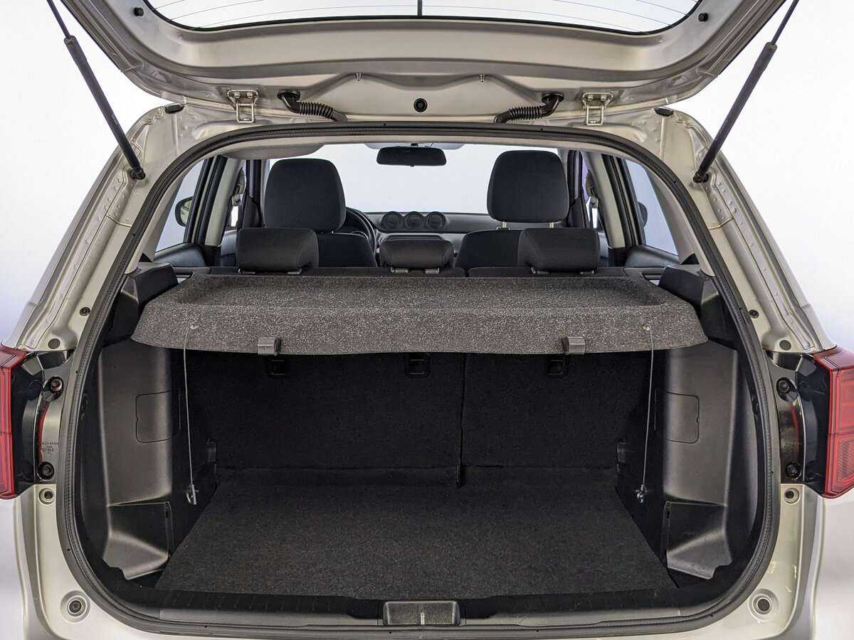 Suzuki Vitara с пробегом — 2019 год. Фото: #9