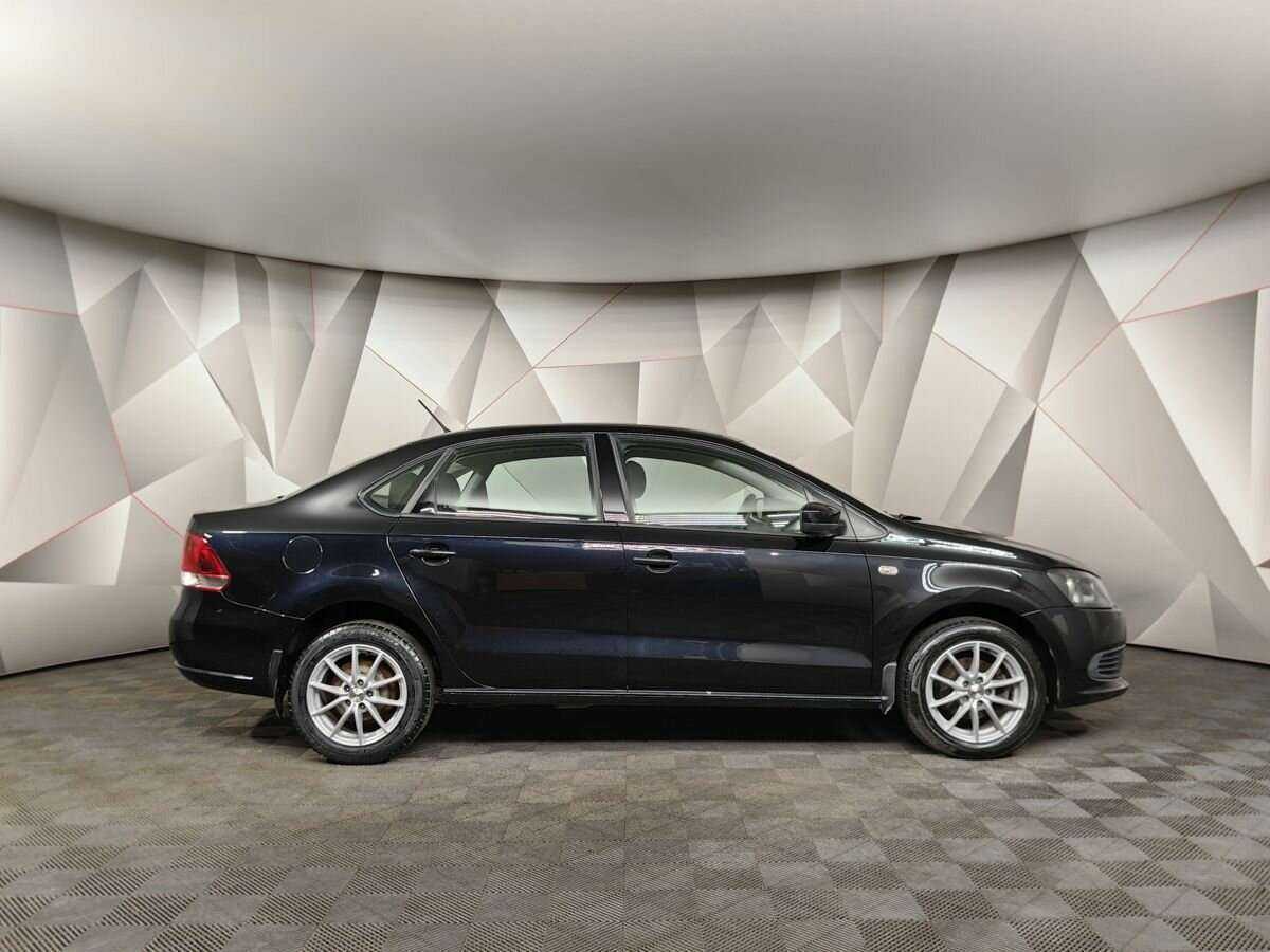 Volkswagen Polo с пробегом — 2013 год. Фото: #5