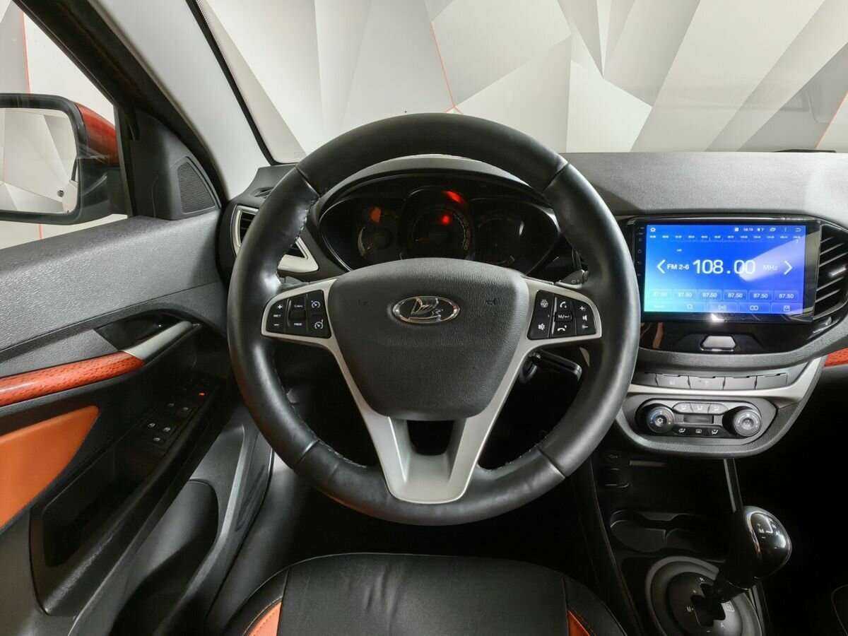 Lada (ВАЗ) Vesta с пробегом — 2019 год. Фото: #14