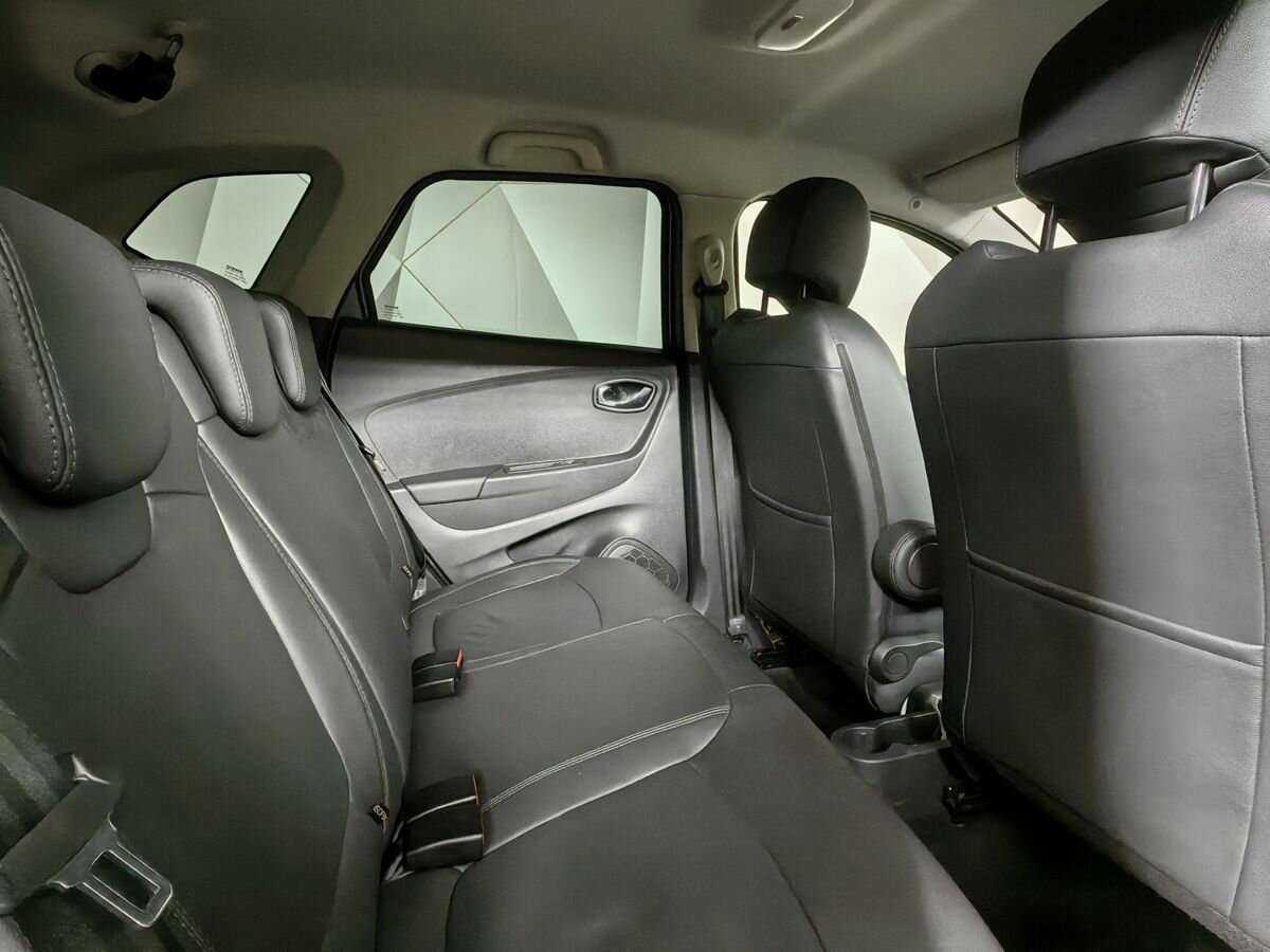 Renault Kaptur с пробегом — 2017 год. Фото: #9