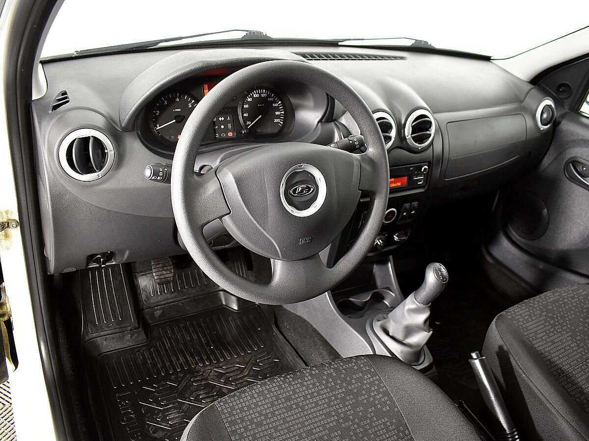 Lada (ВАЗ) Largus с пробегом — 2021 год. Фото: #4