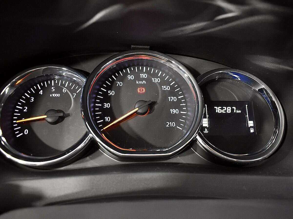 Renault Sandero с пробегом — 2020 год. Фото: #10