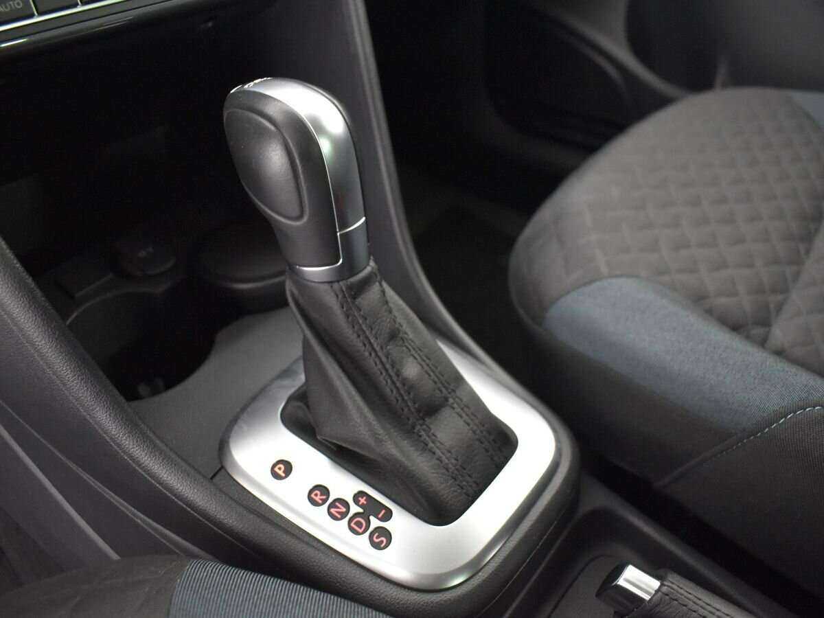 Volkswagen Polo с пробегом — 2019 год. Фото: #13