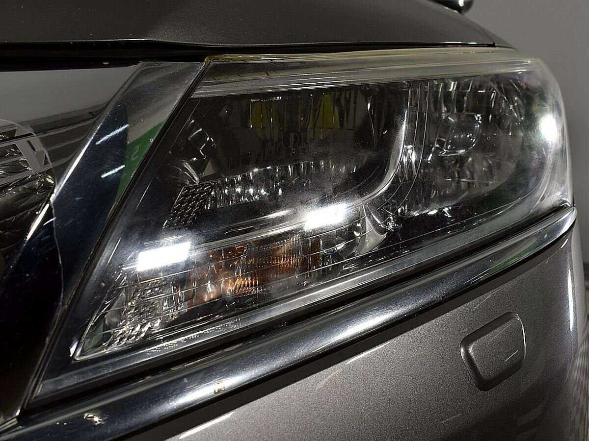 Nissan Pathfinder с пробегом — 2015 год. Фото: #6