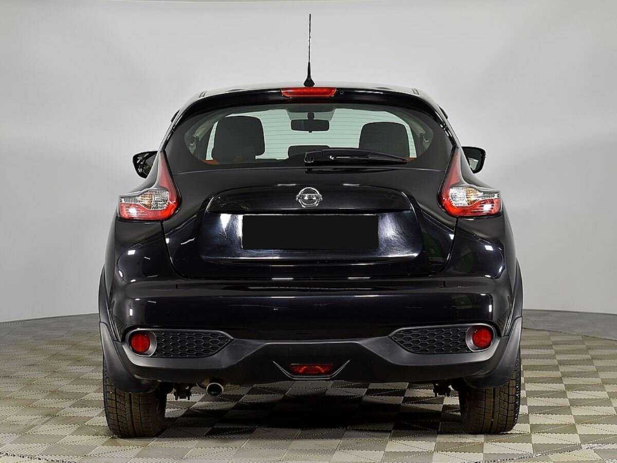 Nissan Juke с пробегом — 2015 год. Фото: #3