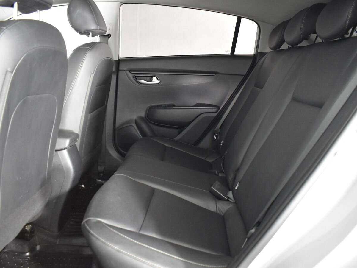 Kia Rio с пробегом — 2018 год. Фото: #17