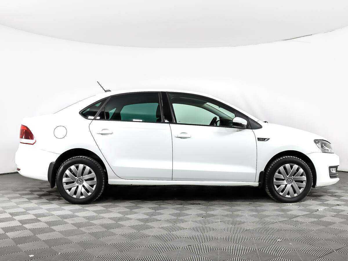 Volkswagen Polo с пробегом — 2018 год. Фото: #3
