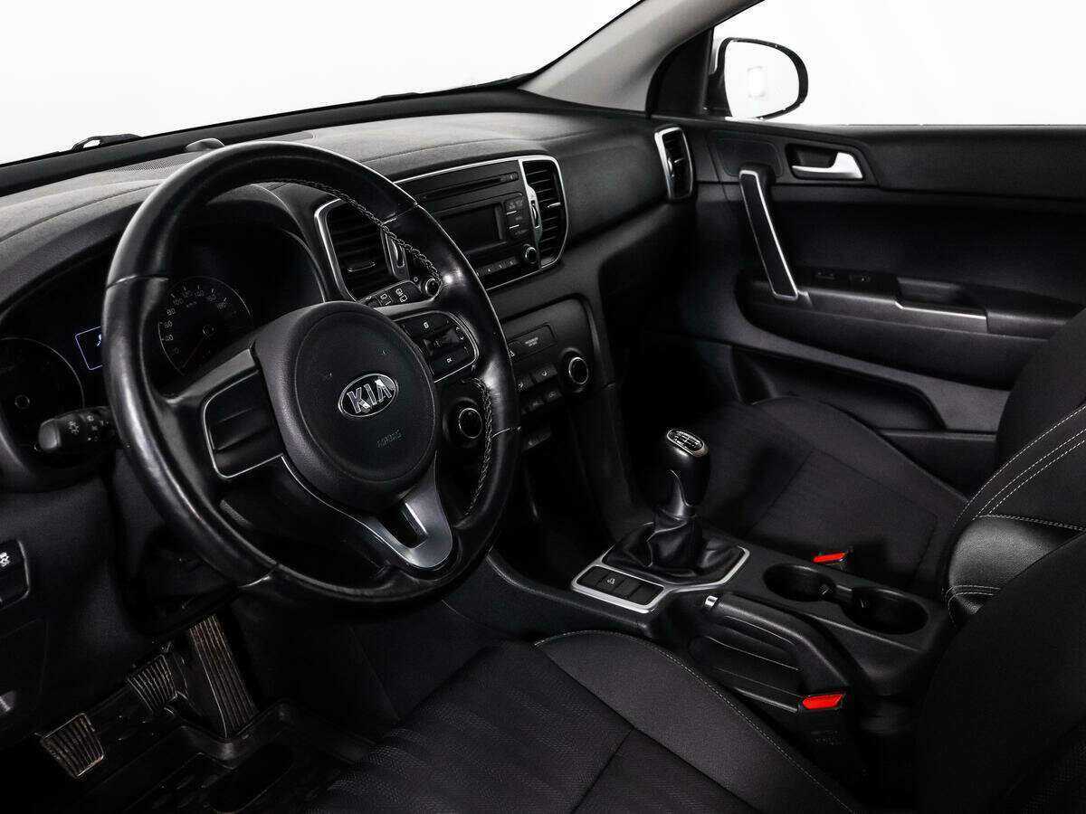 Kia Sportage с пробегом — 2016 год. Фото: #9