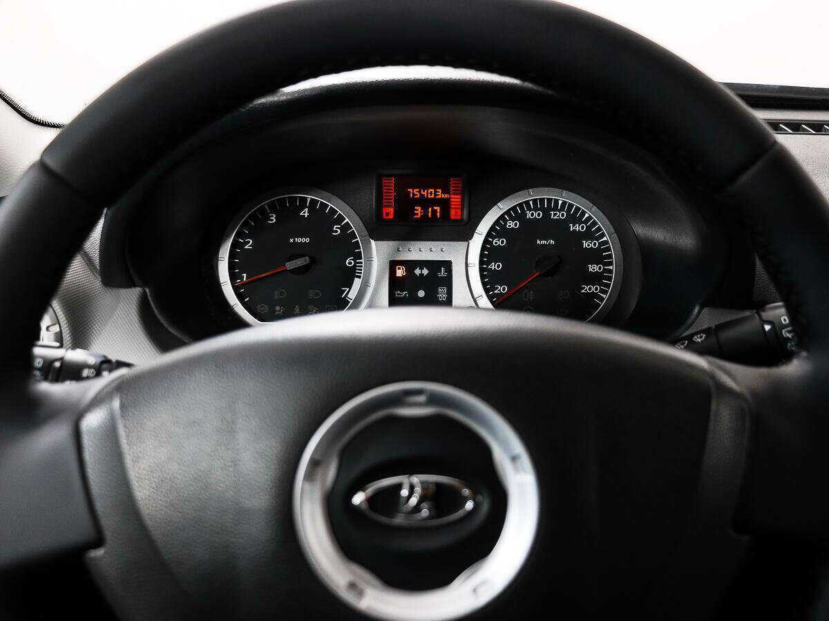 Lada (ВАЗ) Largus с пробегом — 2017 год. Фото: #13