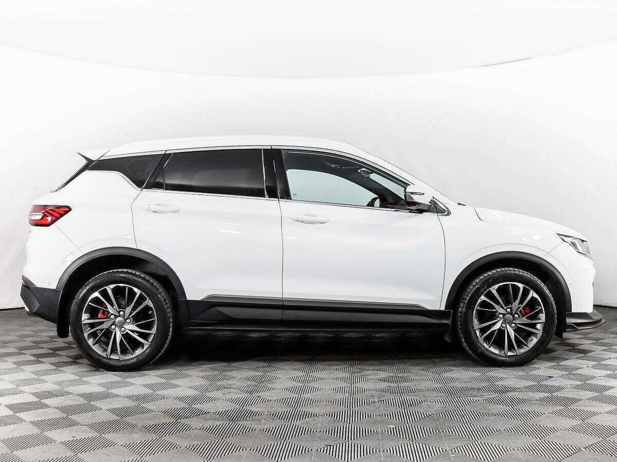 Geely Coolray с пробегом — 2021 год. Фото: #3