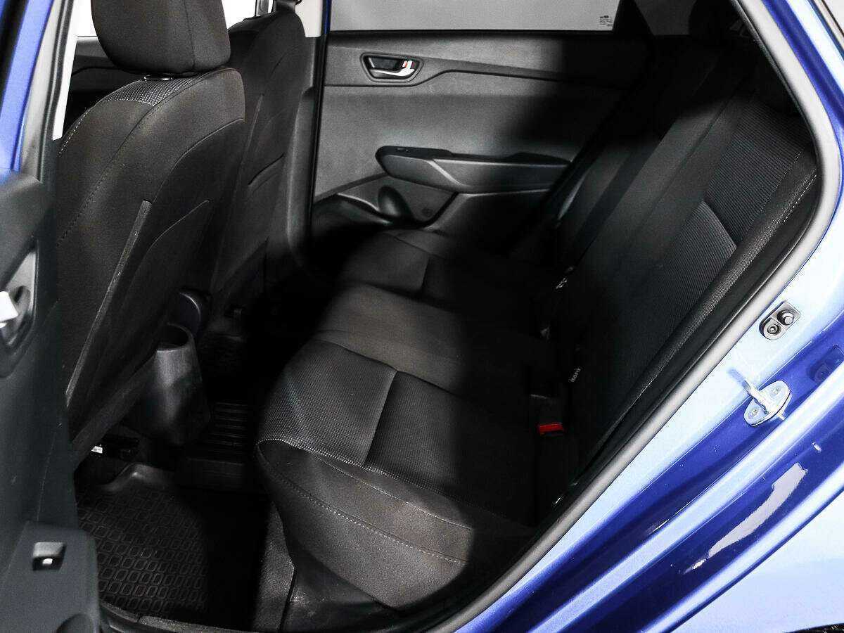 Hyundai Solaris с пробегом — 2020 год. Фото: #9