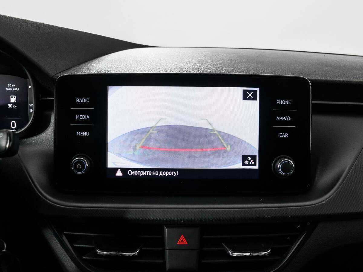 Skoda Rapid с пробегом — 2021 год. Фото: #11