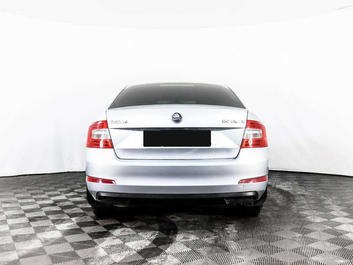 Skoda Octavia с пробегом — 2015 год. Фото: #5