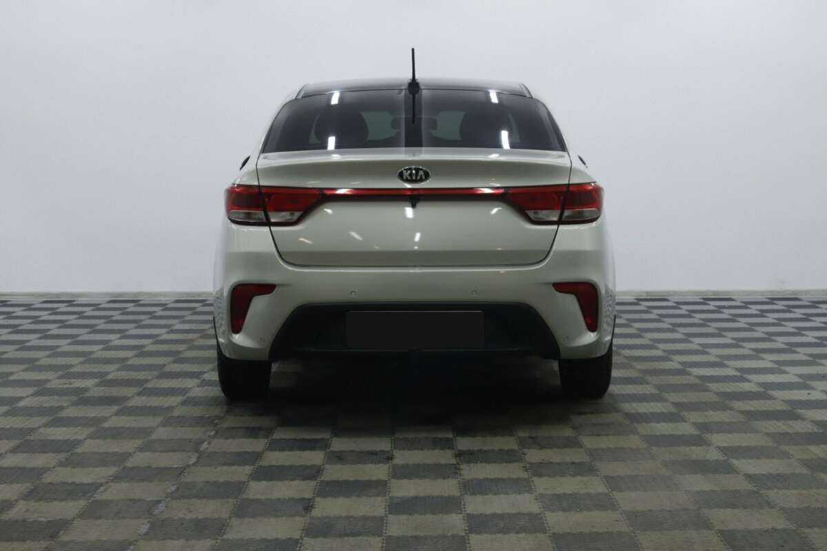 Kia Rio с пробегом — 2019 год. Фото: #5