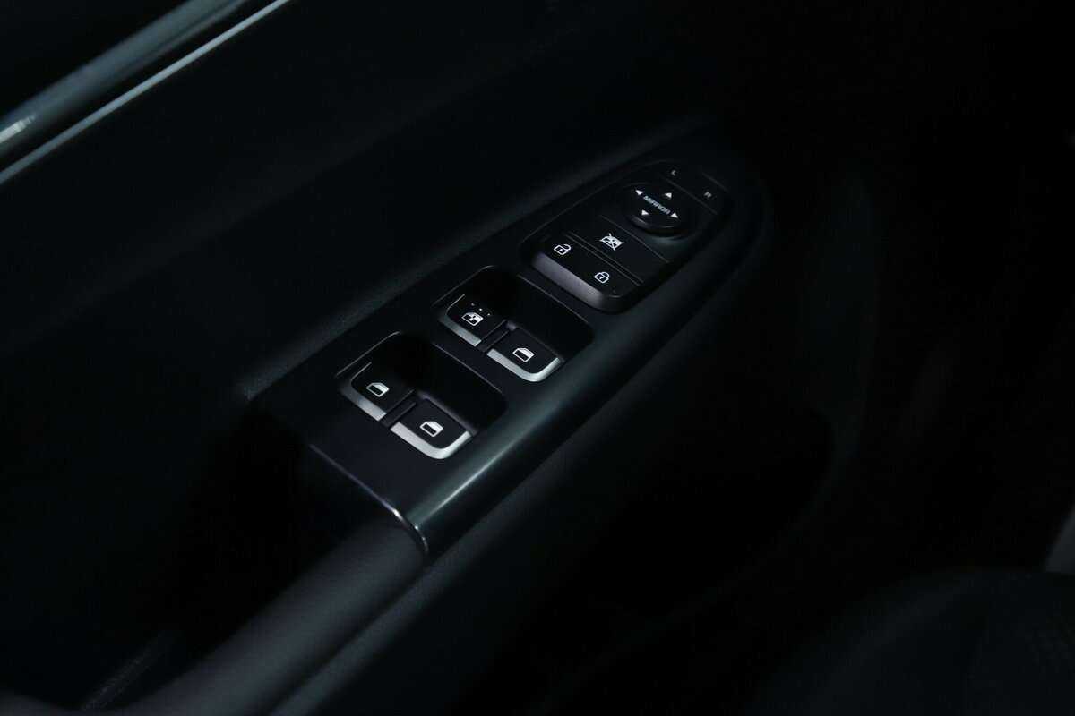 Kia Rio с пробегом — 2019 год. Фото: #9