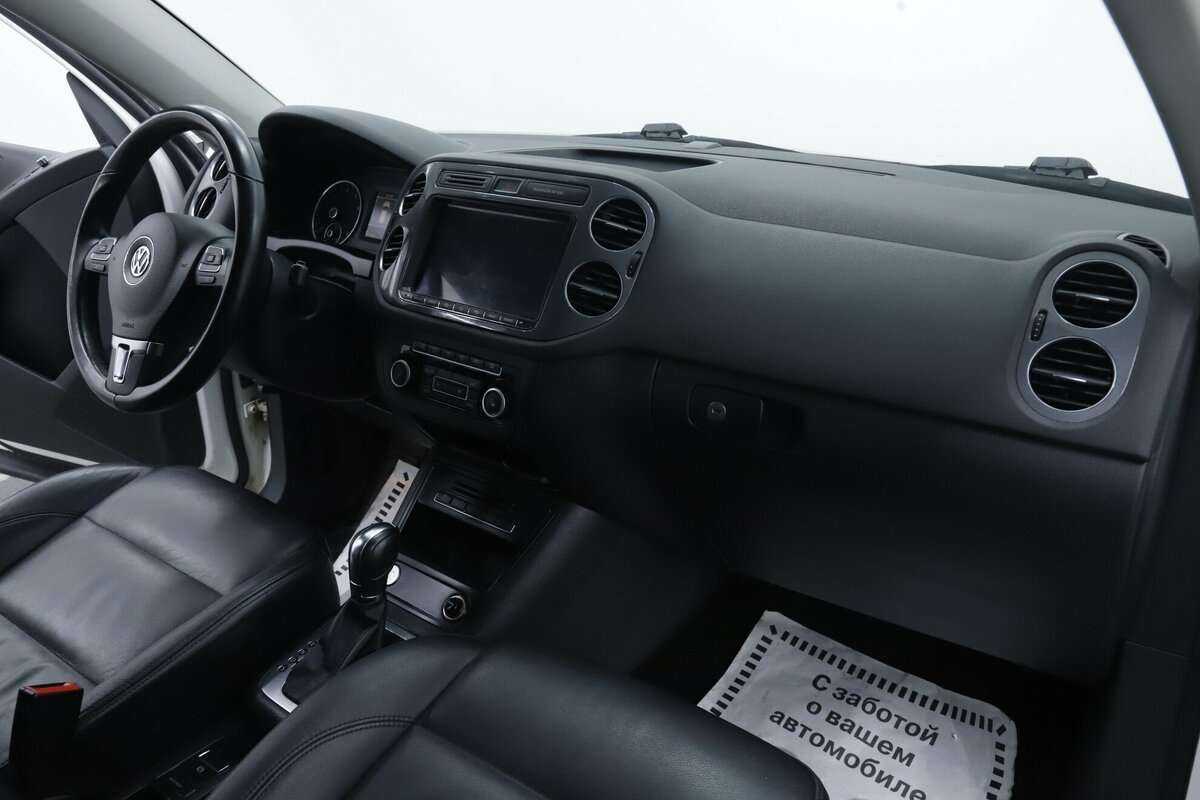 Volkswagen Tiguan с пробегом — 2015 год. Фото: #15
