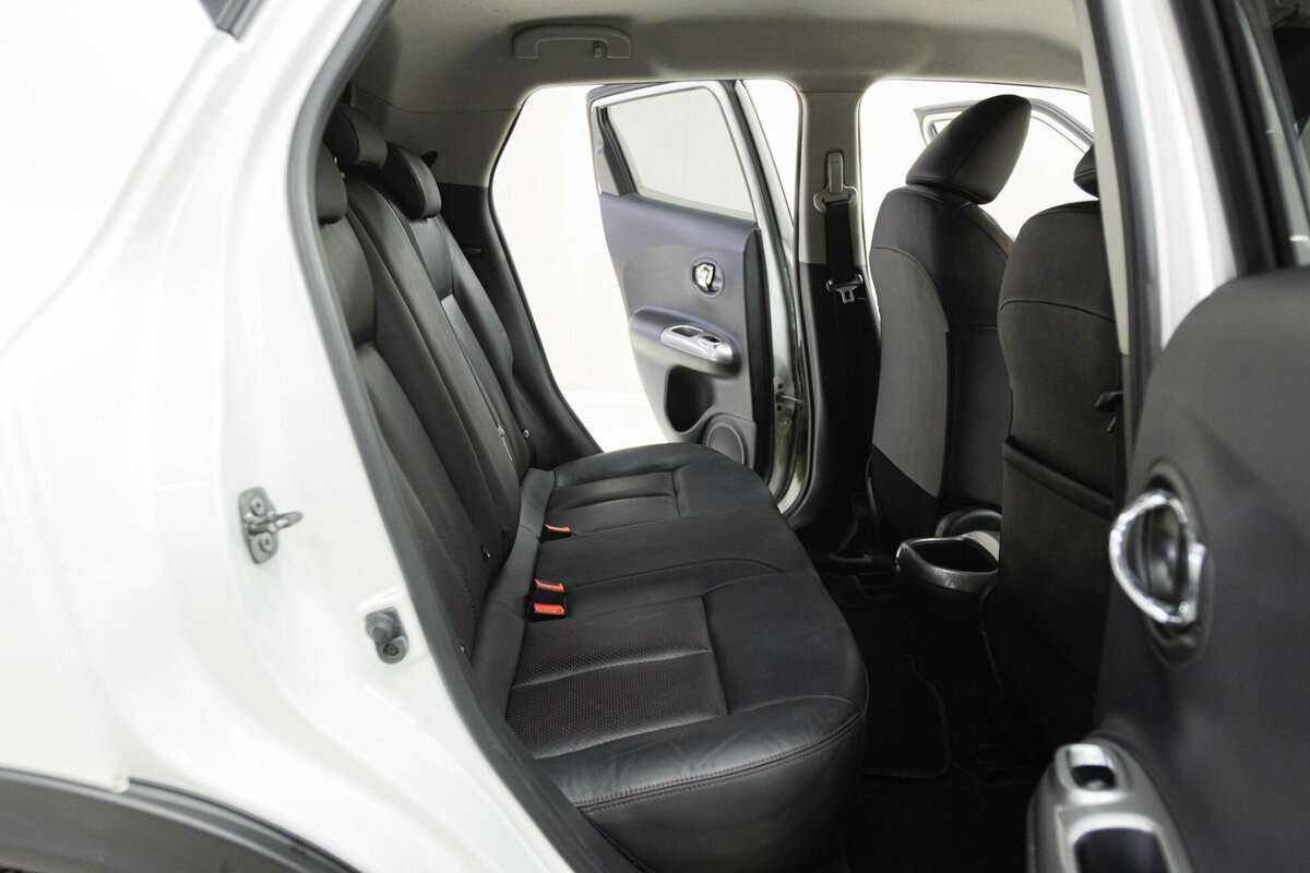 Nissan Juke с пробегом — 2014 год. Фото: #15