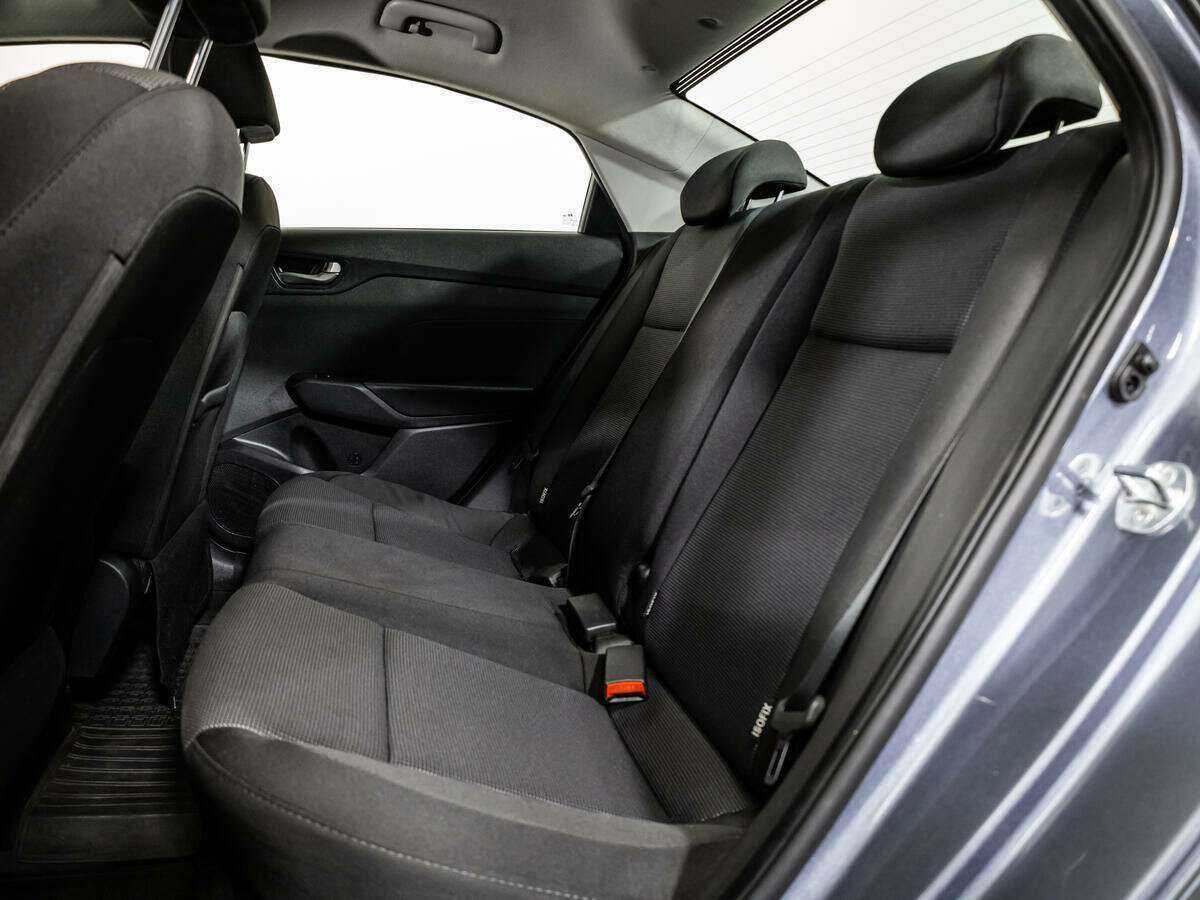 Hyundai Solaris с пробегом — 2018 год. Фото: #9