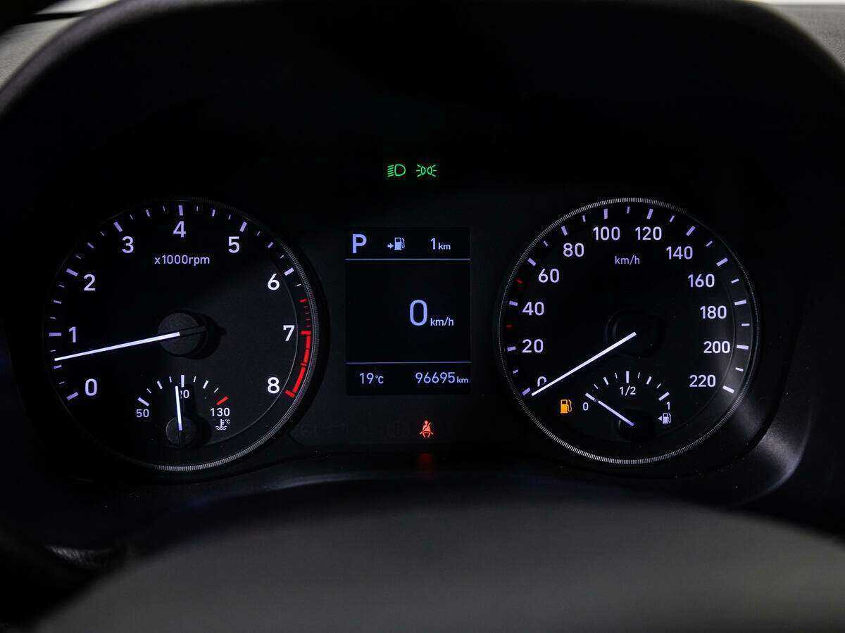 Hyundai Solaris с пробегом — 2018 год. Фото: #11