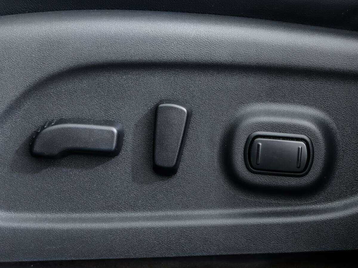 Nissan Pathfinder с пробегом — 2015 год. Фото: #13