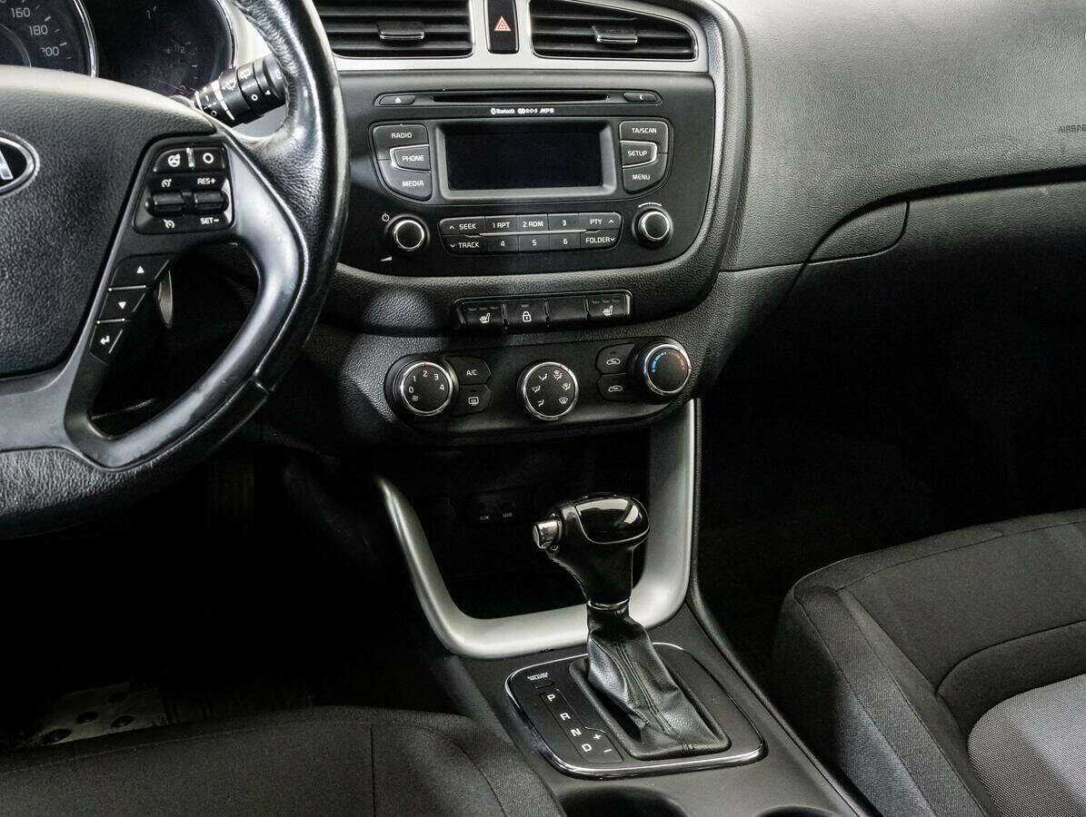 Kia Ceed с пробегом — 2014 год. Фото: #12