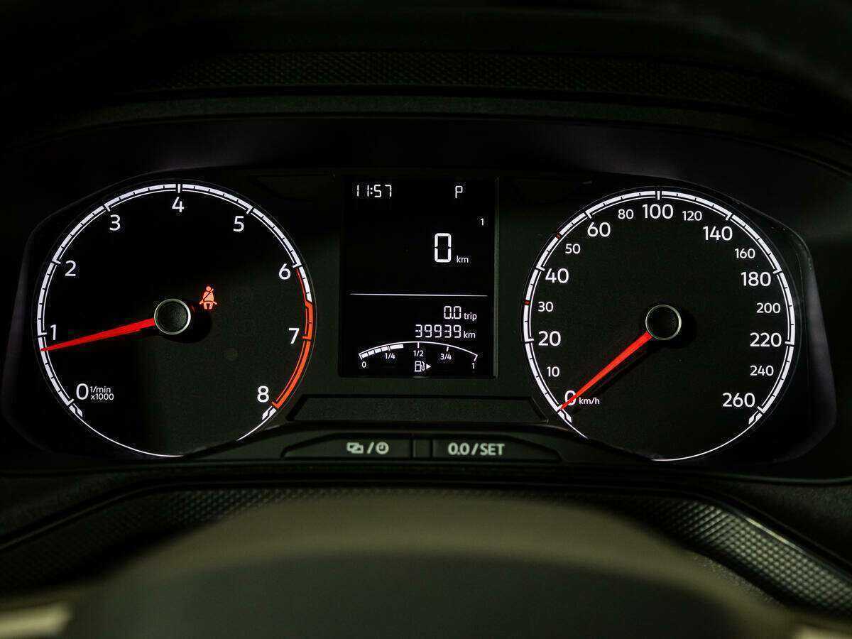 Volkswagen Polo с пробегом — 2020 год. Фото: #11