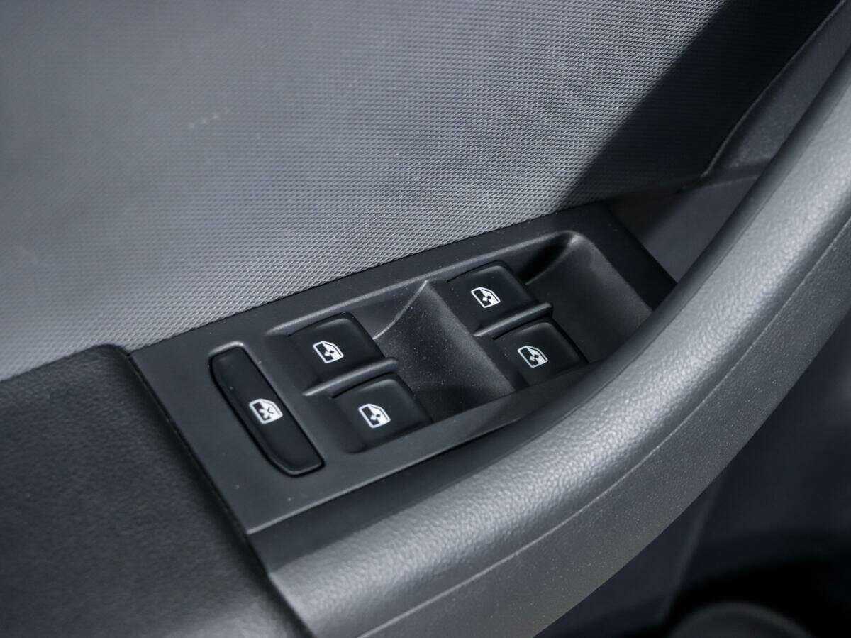 Volkswagen Polo с пробегом — 2021 год. Фото: #11