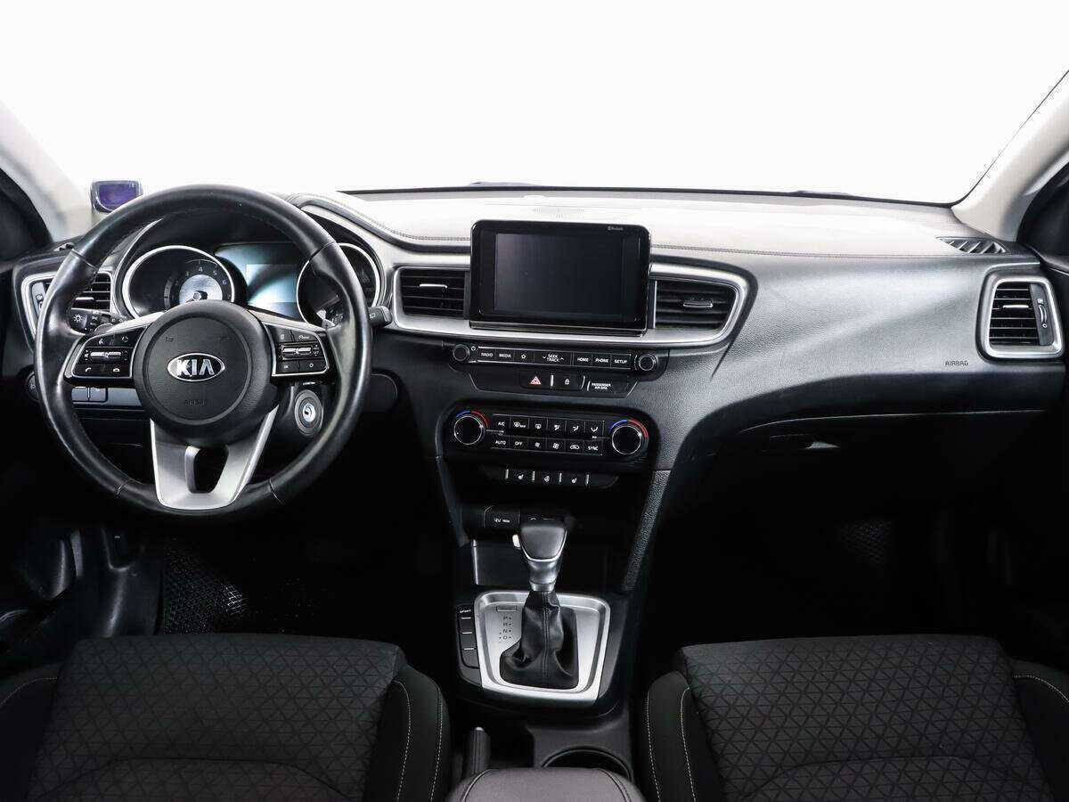 Kia Ceed с пробегом — 2019 год. Фото: #9