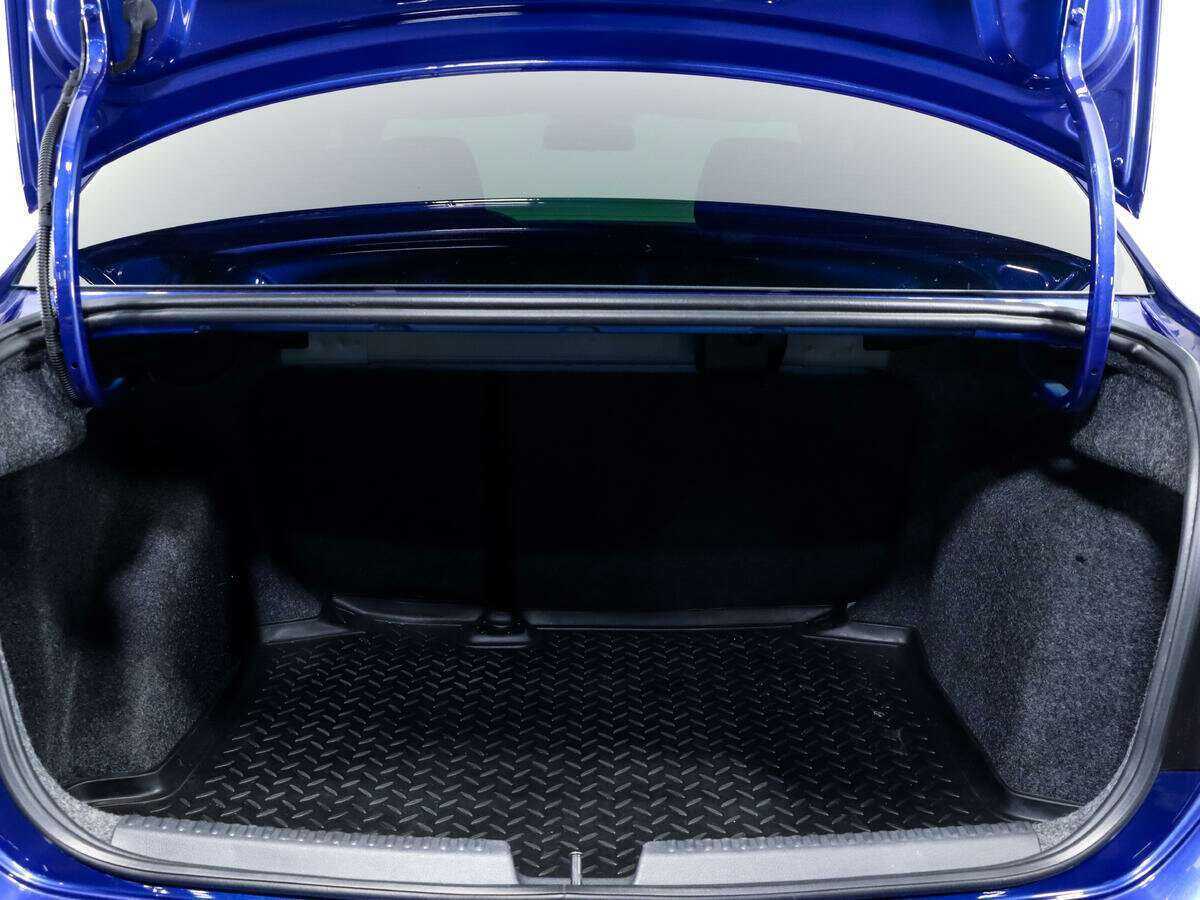 Volkswagen Polo с пробегом — 2018 год. Фото: #12