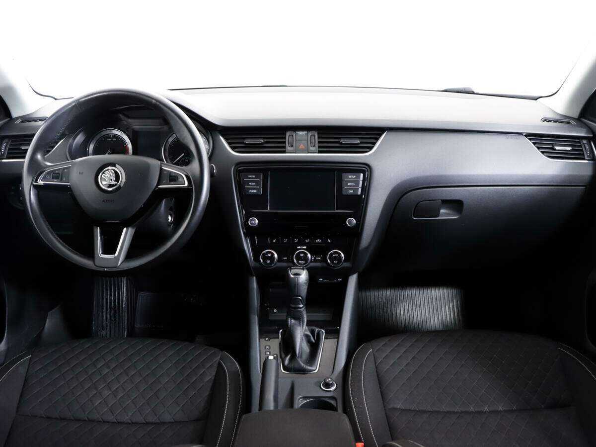 Skoda Octavia с пробегом — 2017 год. Фото: #7