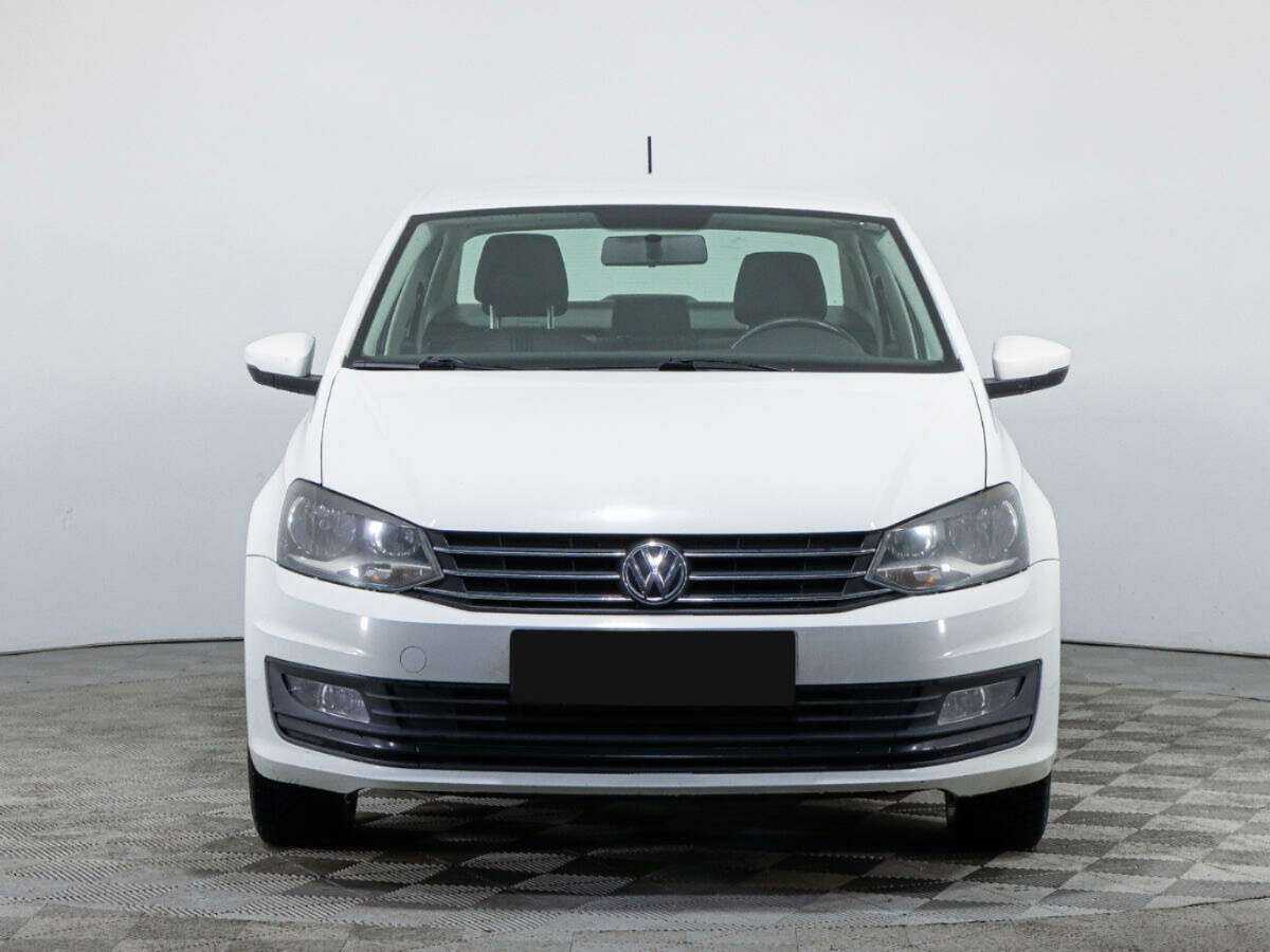 Volkswagen Polo с пробегом — 2016 год. Фото: #1