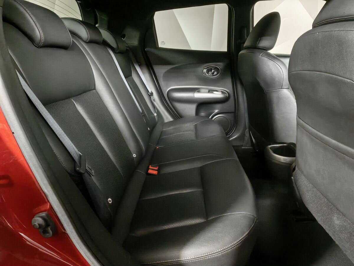 Nissan Juke с пробегом — 2015 год. Фото: #11