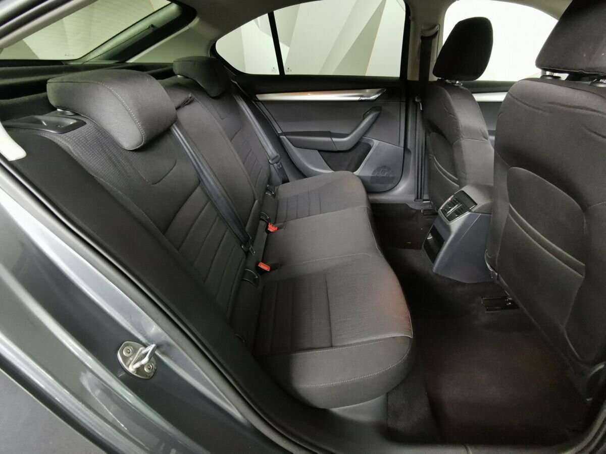 Skoda Octavia с пробегом — 2013 год. Фото: #15