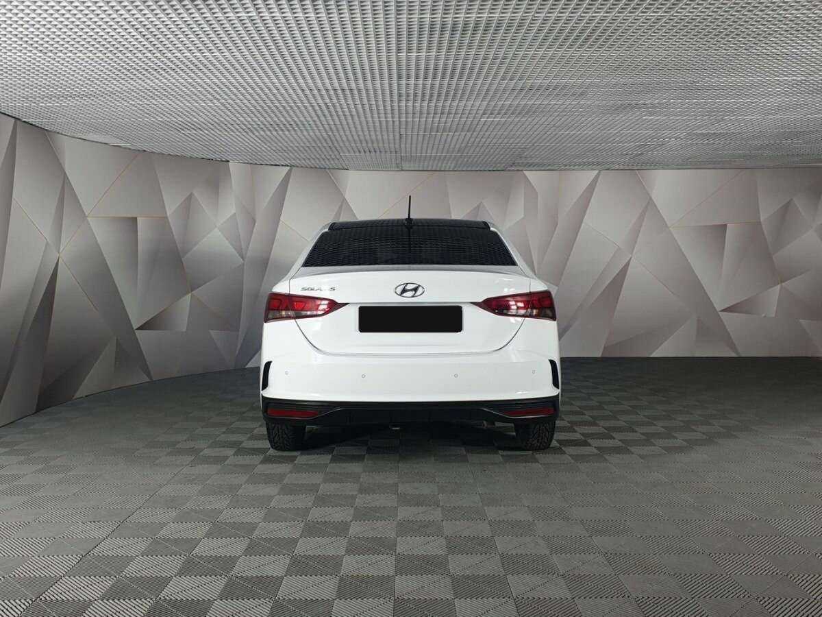 Hyundai Solaris с пробегом — 2021 год. Фото: #5