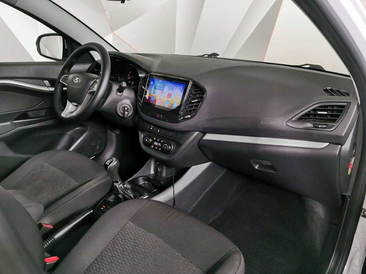 Lada (ВАЗ) Vesta с пробегом — 2018 год. Фото: #8